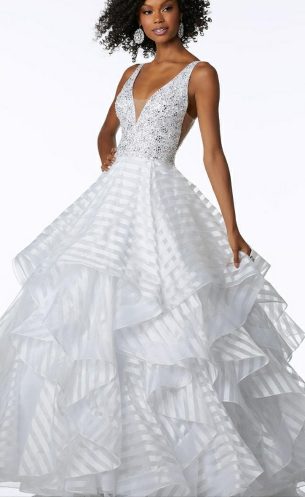 Beautiful Morilee white ballgown/ wedding dress